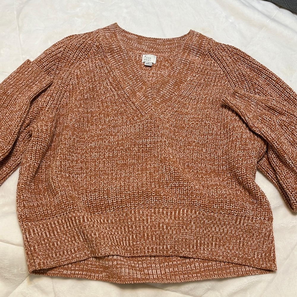 peachy brown v-neck sweater